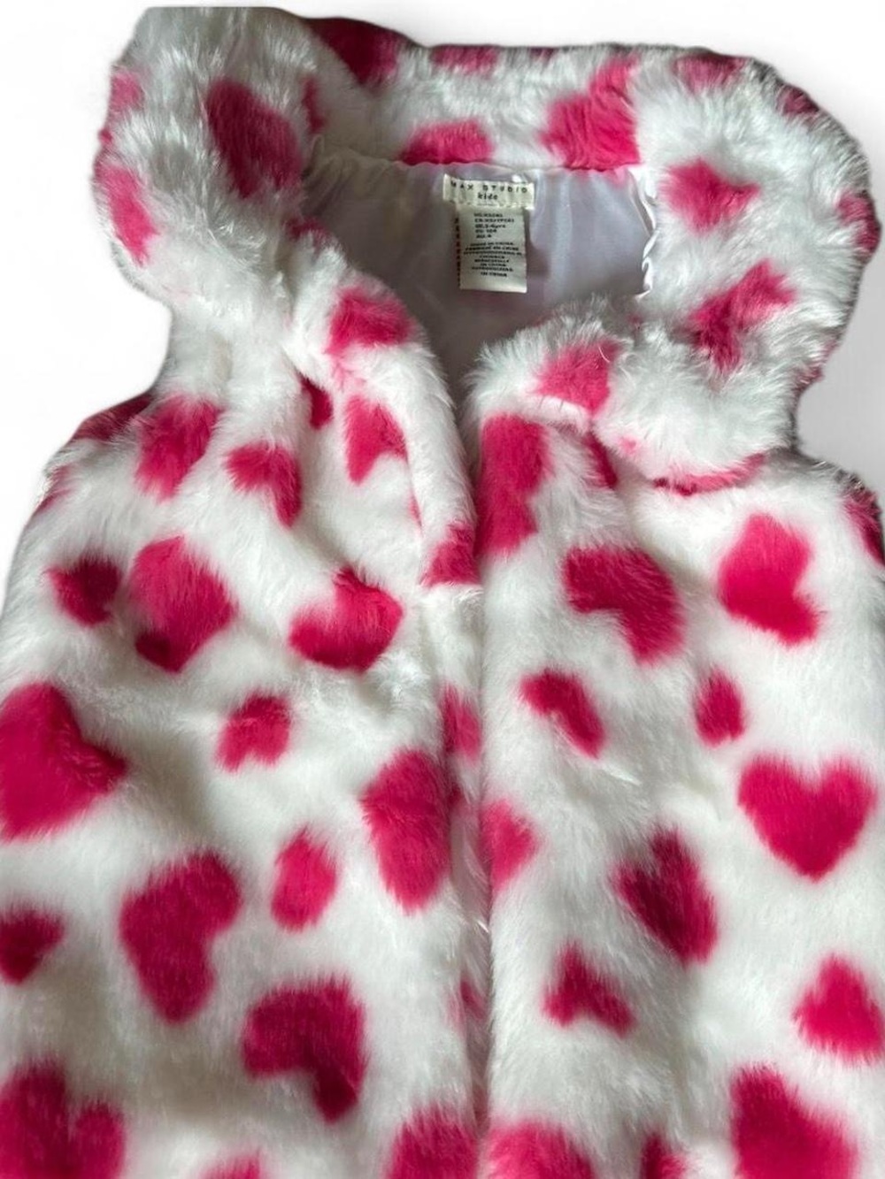 Max Studio Pink hearts and white faux fur hooded vest for girls 4T XS